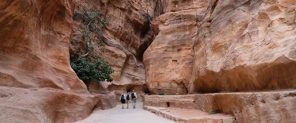 Travel to Jordan from Mexico